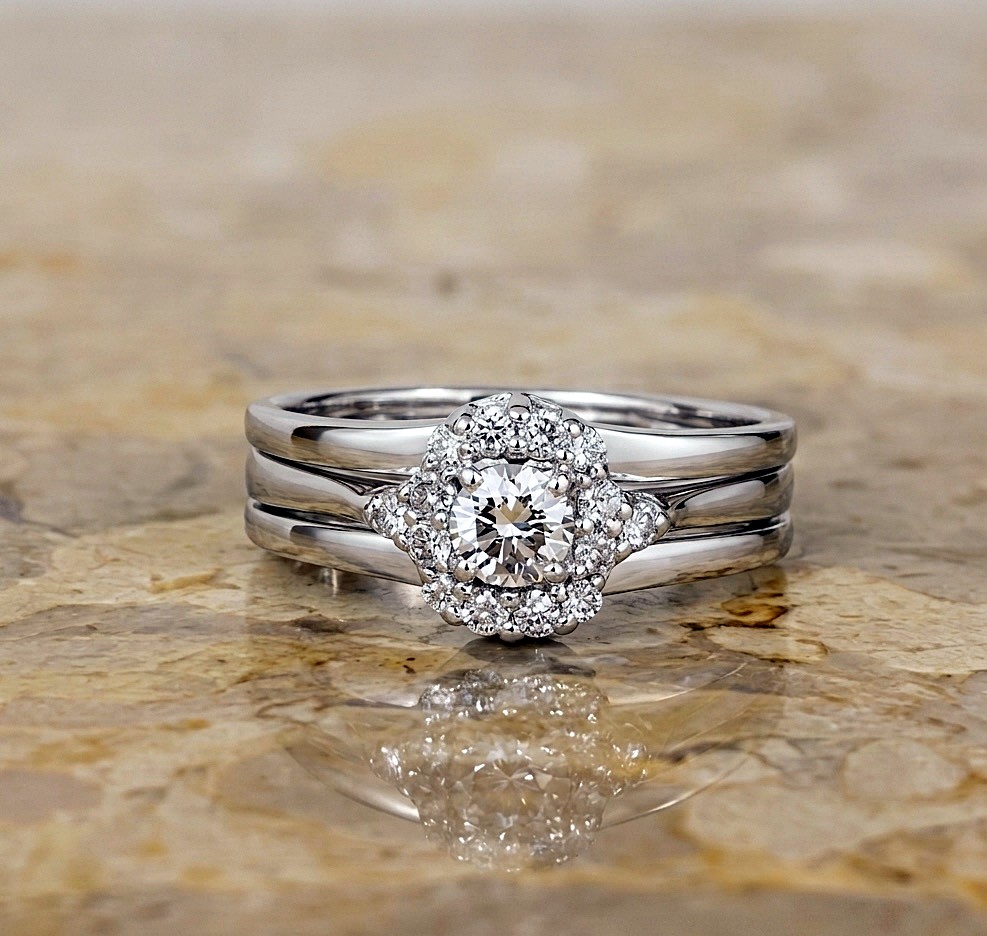 Diamond halo bridal ring set